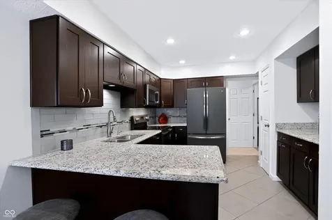 748 Cottage Lane Greenwood IN 46143