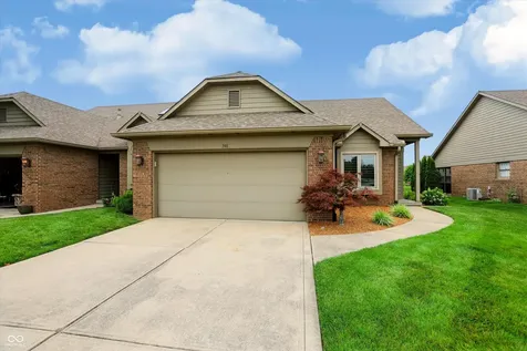 748 Cottage Lane Greenwood IN 46143