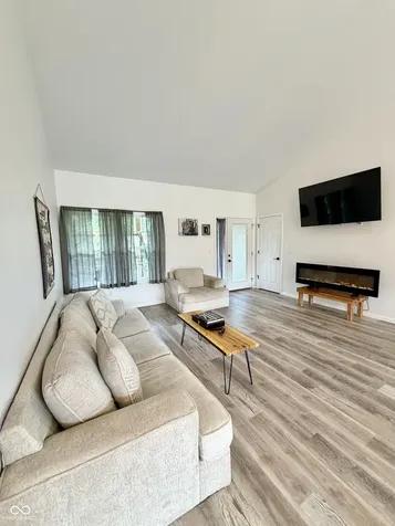 263 S River Road Covington IN 47932