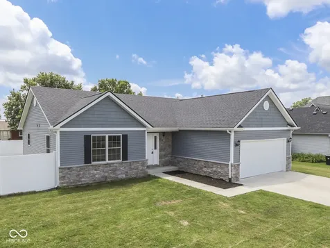 7 Watson Court Trafalgar IN 46181