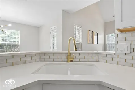 6209 Tybalt Place Indianapolis IN 46254