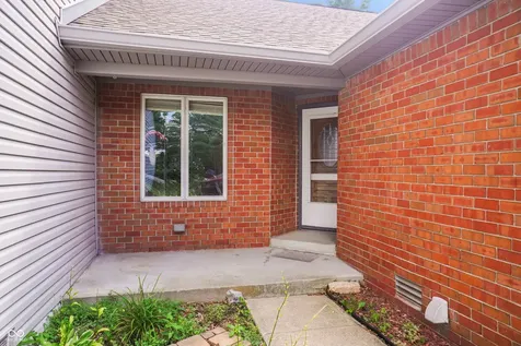 274 Golf Court Greenwood IN 46143