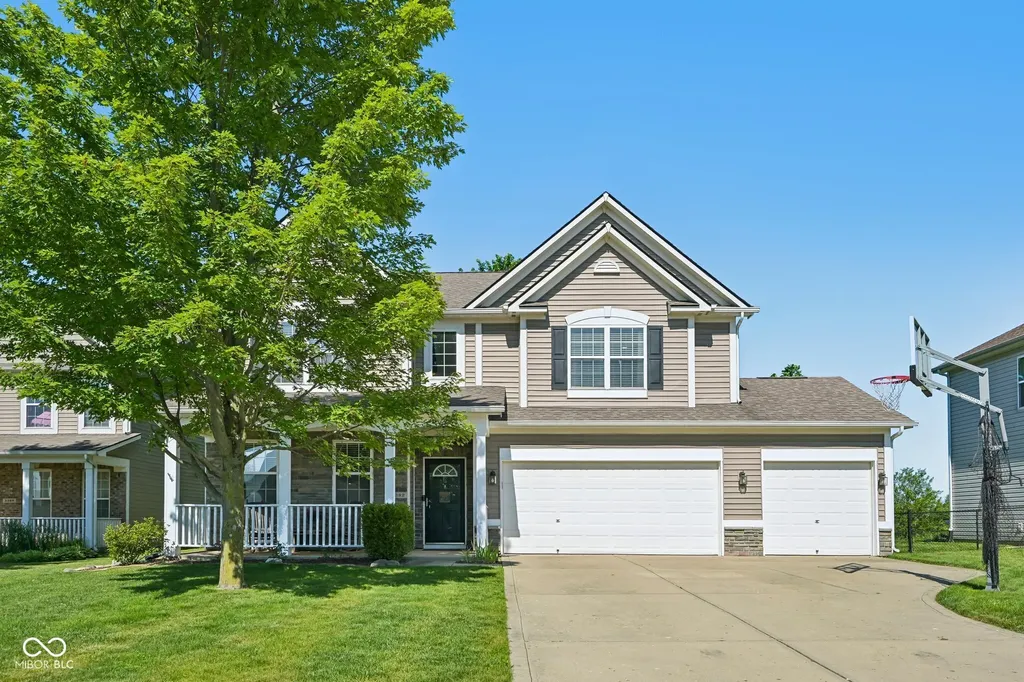 3382 Firethorn Drive Whitestown IN 46075