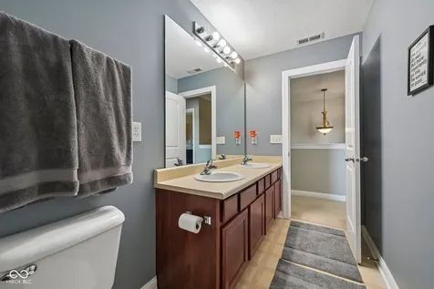 3382 Firethorn Drive Whitestown IN 46075
