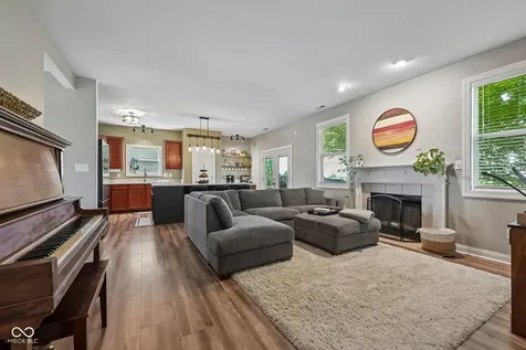 3382 Firethorn Drive Whitestown IN 46075