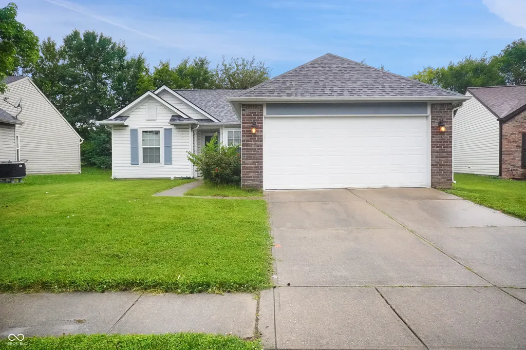 5828 Victory Avenue Indianapolis IN 46203