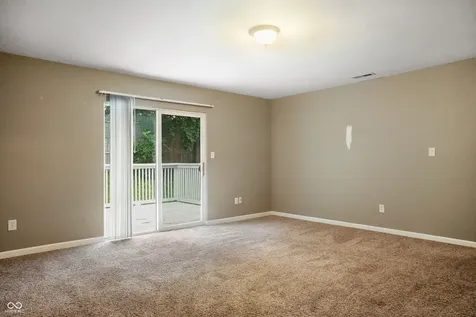5828 Victory Avenue Indianapolis IN 46203