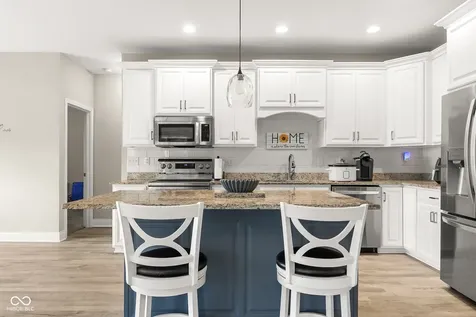 5775 Victory Drive Columbus IN 47203