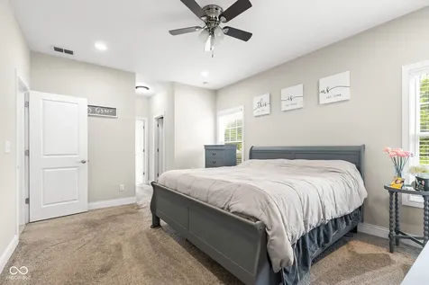 5775 Victory Drive Columbus IN 47203