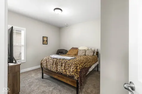 5775 Victory Drive Columbus IN 47203