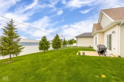 5775 Victory Drive Columbus IN 47203