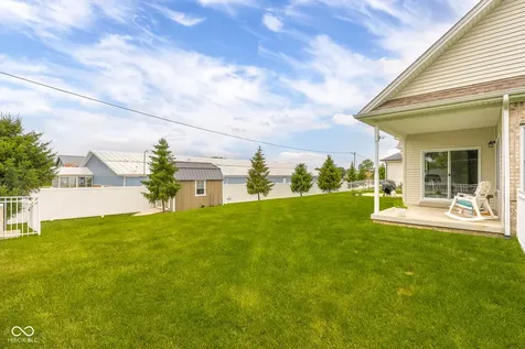 5775 Victory Drive Columbus IN 47203