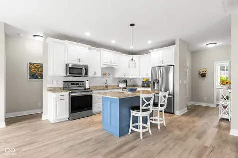 5775 Victory Drive Columbus IN 47203
