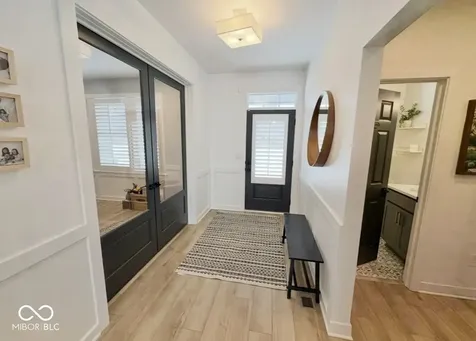 52 Henbury Court Westfield IN 46074