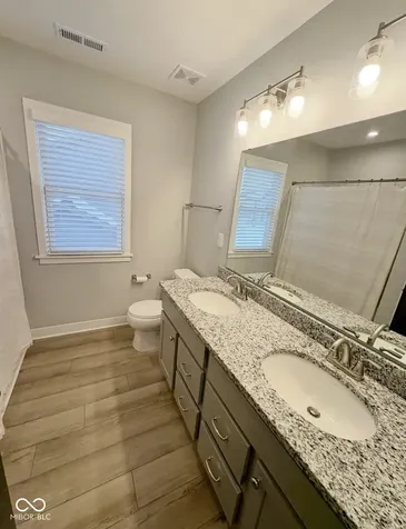 52 Henbury Court Westfield IN 46074