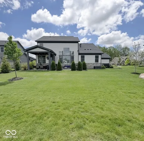 52 Henbury Court Westfield IN 46074