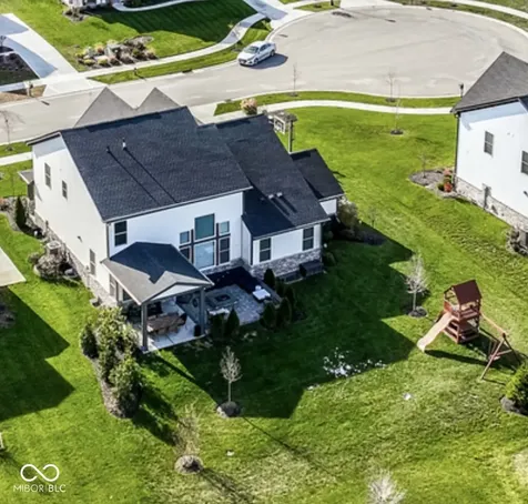 52 Henbury Court Westfield IN 46074