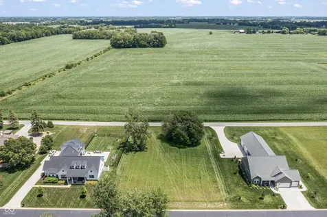 7179 N Lakeshore Drive Greenfield IN 46140