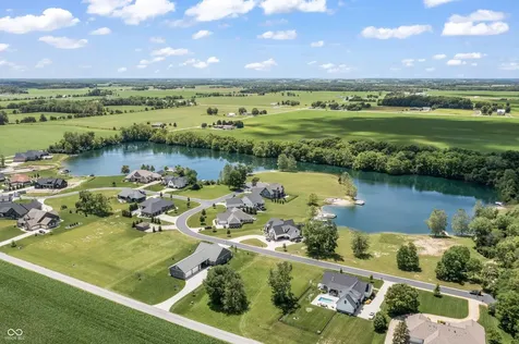 7179 N Lakeshore Drive Greenfield IN 46140