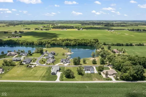 7179 N Lakeshore Drive Greenfield IN 46140