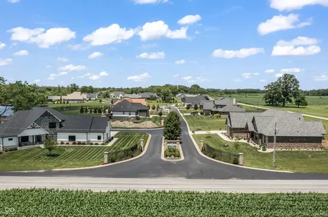 7179 N Lakeshore Drive Greenfield IN 46140