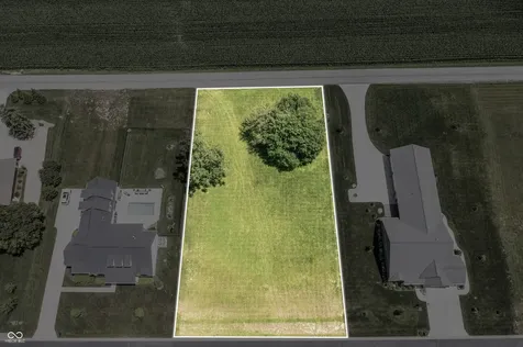 7179 N Lakeshore Drive Greenfield IN 46140