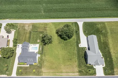 7179 N Lakeshore Drive Greenfield IN 46140