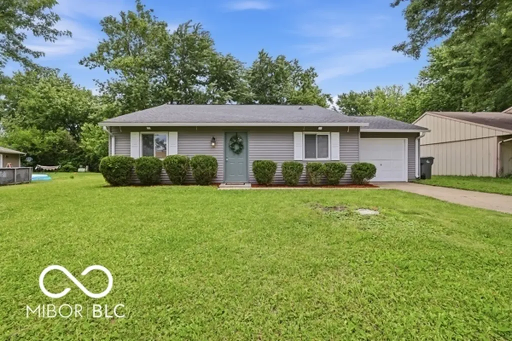 5336 Concho Drive Indianapolis IN 46237