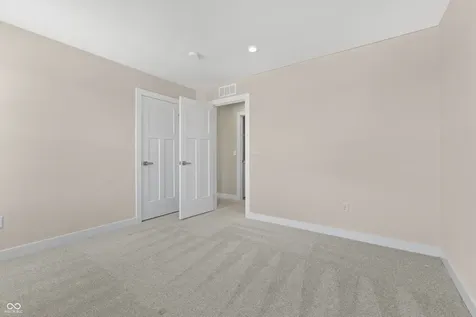 213 Mcnair Road Whiteland IN 46184