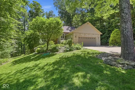 4618 N Chatham Drive Bloomington IN 47404
