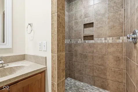 4618 N Chatham Drive Bloomington IN 47404