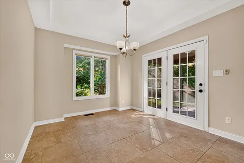 9443 Ridgecreek Court Indianapolis IN 46256