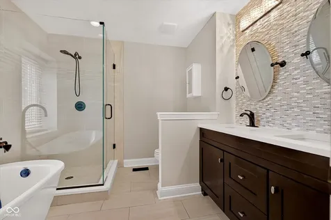 9443 Ridgecreek Court Indianapolis IN 46256