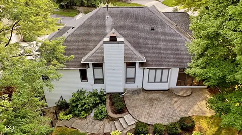 9443 Ridgecreek Court Indianapolis IN 46256