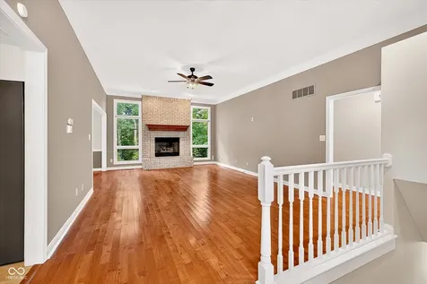 9443 Ridgecreek Court Indianapolis IN 46256