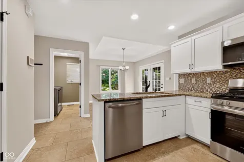 9443 Ridgecreek Court Indianapolis IN 46256