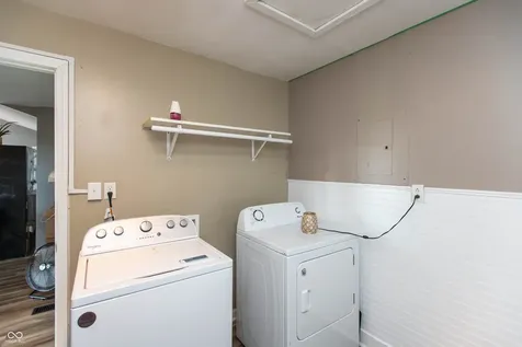 3691 N Us 421 Whitestown IN 46075