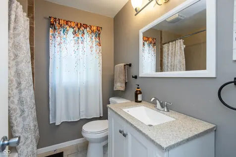 3691 N Us 421 Whitestown IN 46075