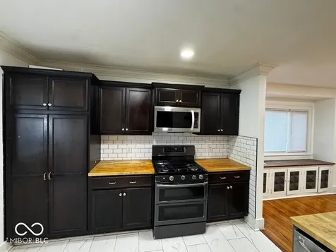 2532 E 17th Street Indianapolis IN 46218
