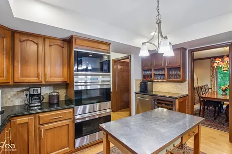 7124 Tuliptree Trail Indianapolis IN 46256