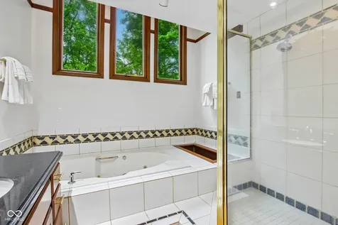 7124 Tuliptree Trail Indianapolis IN 46256