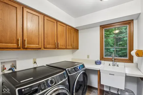 7124 Tuliptree Trail Indianapolis IN 46256