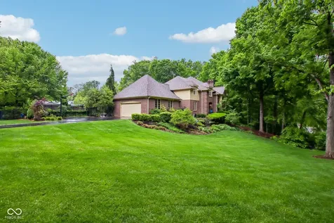7124 Tuliptree Trail Indianapolis IN 46256