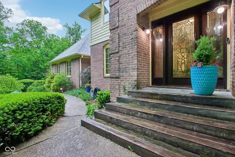 7124 Tuliptree Trail Indianapolis IN 46256