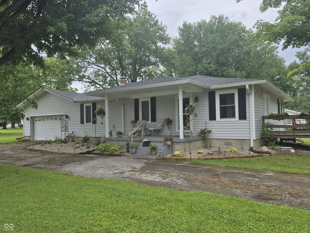 403 S Main Street Cloverdale IN 46120