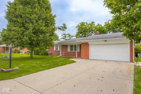 2715 Magnolia Court Columbus IN 47203