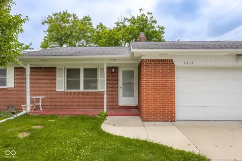 2715 Magnolia Court Columbus IN 47203