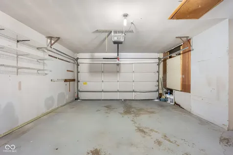 2715 Magnolia Court Columbus IN 47203