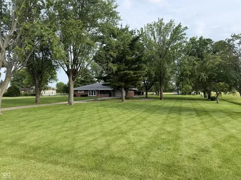 3793 W Us Highway 36 Middletown IN 47356