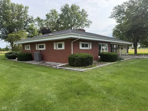 3793 W Us Highway 36 Middletown IN 47356